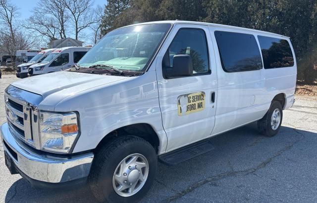 2014 Ford Econoline E350 Super Duty Wagon