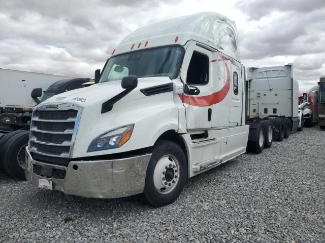 2023 Freightliner Cascadia 126