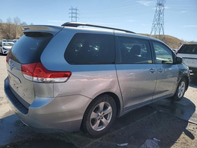 2012 Toyota Sienna LE