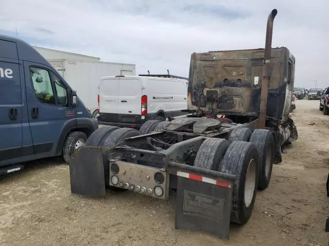 2010 International Prostar Semi Truck