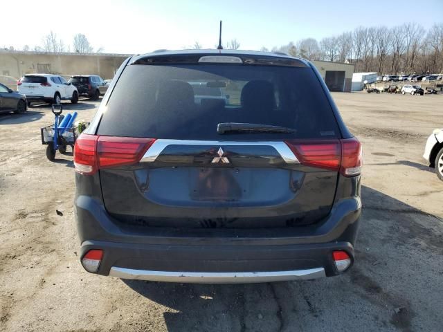 2016 Mitsubishi Outlander SE