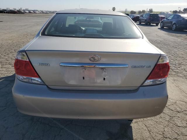 2005 Toyota Camry LE