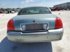 2005 Lincoln Town Car Signature