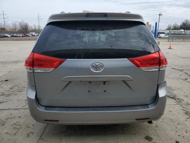 2014 Toyota Sienna LE