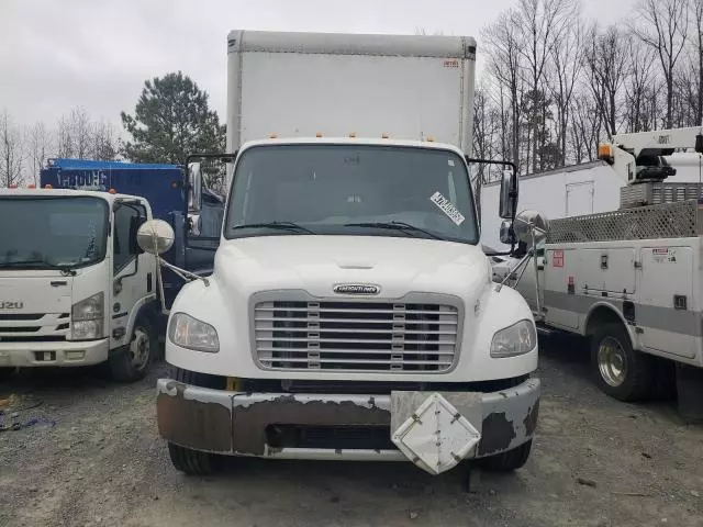 2015 Freightliner Business Class M2 BOX Truck