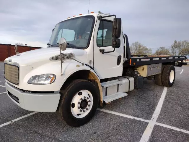 2017 Freightliner M2 106 Medium Duty