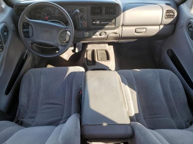 2000 Dodge Dakota Quattro