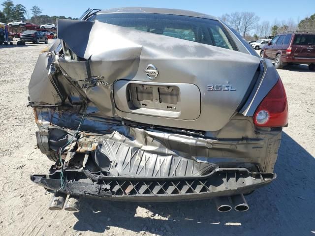 2004 Nissan Maxima SE