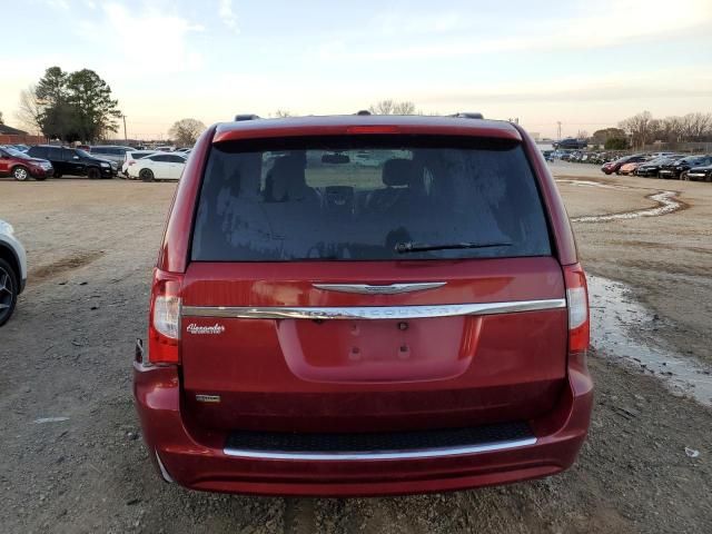 2012 Chrysler Town & Country Touring