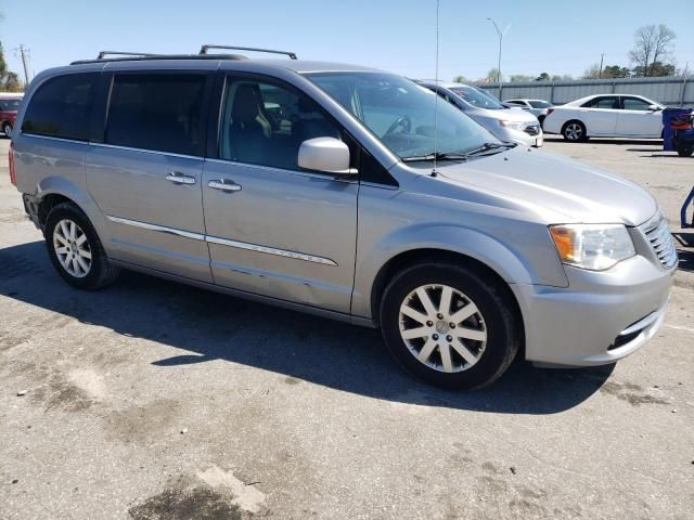 2016 Chrysler Town & Country Touring