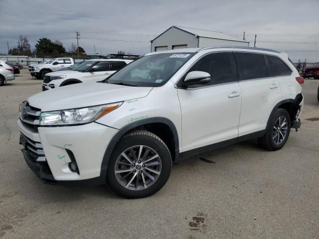 2019 Toyota Highlander SE