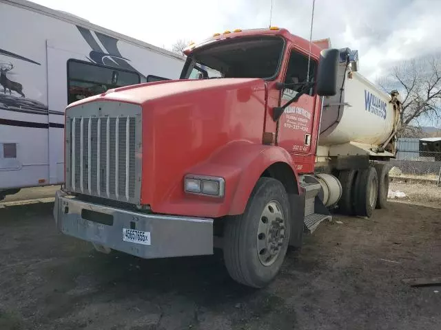 1998 Kenworth T800 Dump Truck