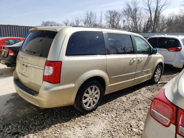 2011 Chrysler Town & Country Touring L