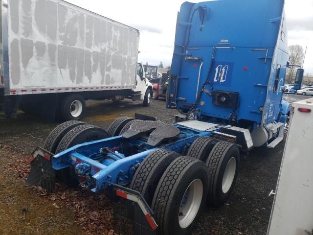 2002 Freightliner Columbia Semi Truck