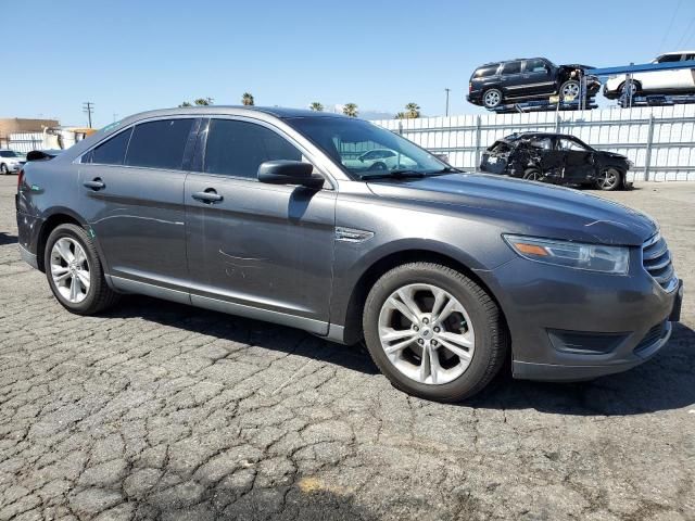 2015 Ford Taurus SE