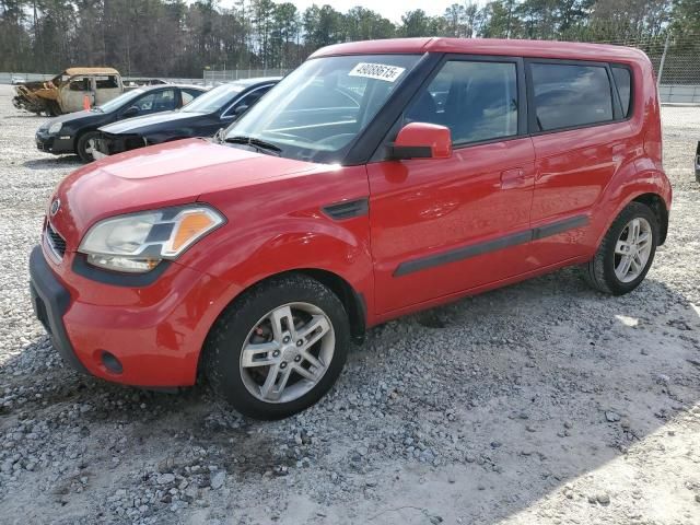 2010 KIA Soul +