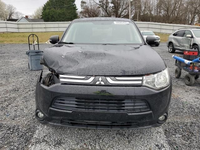 2014 Mitsubishi Outlander SE