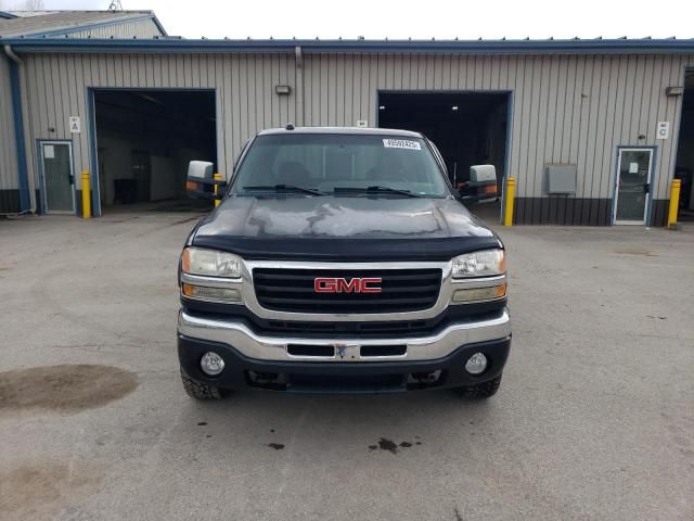 2004 GMC Sierra K2500 Heavy Duty