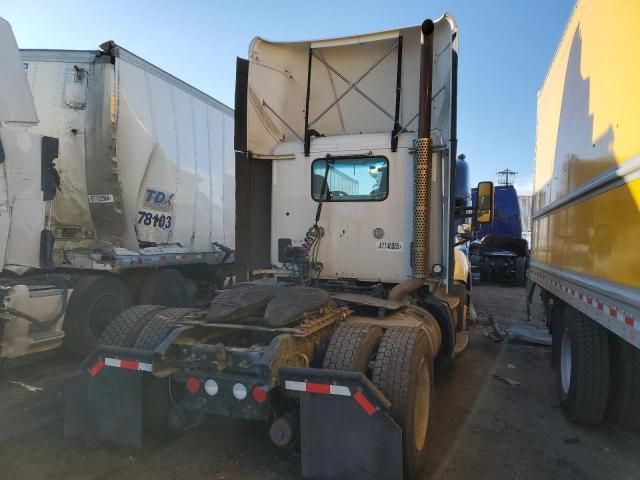 2016 Kenworth T680 Semi Truck