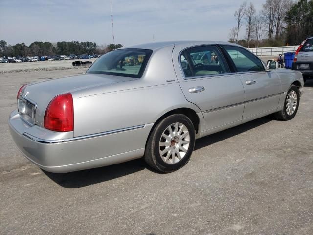 2007 Lincoln Town Car Signature