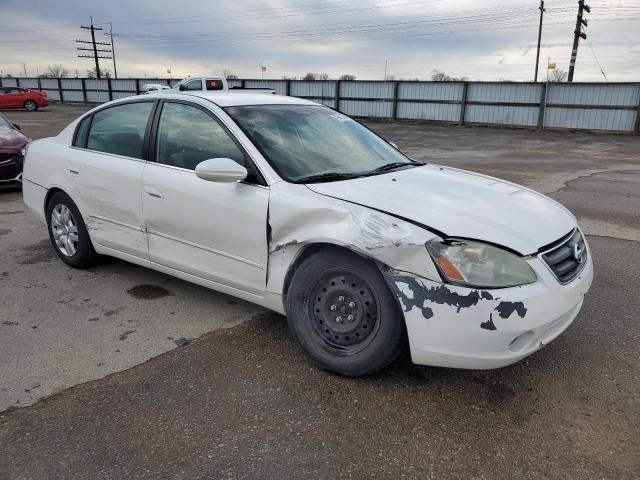 2004 Nissan Altima Base