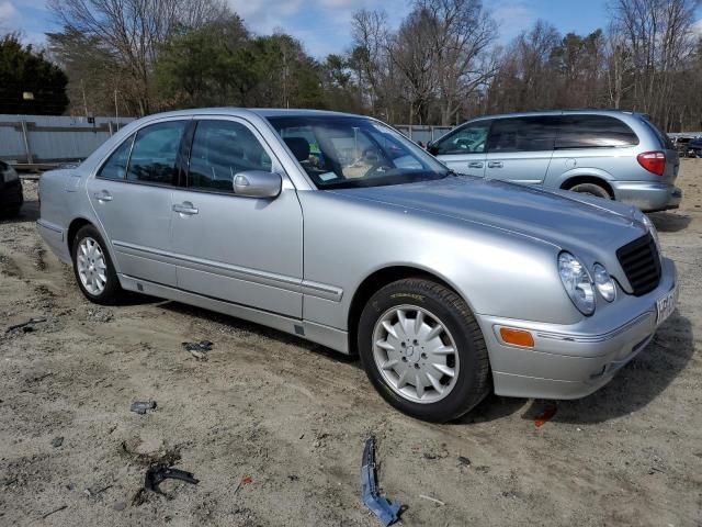 2001 Mercedes-Benz E 320