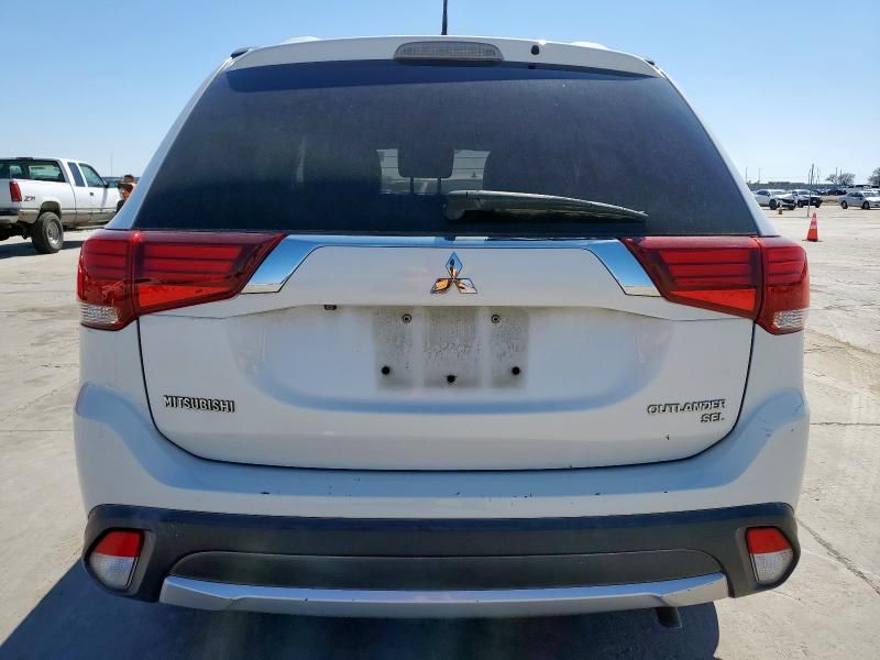 2016 Mitsubishi Outlander SE