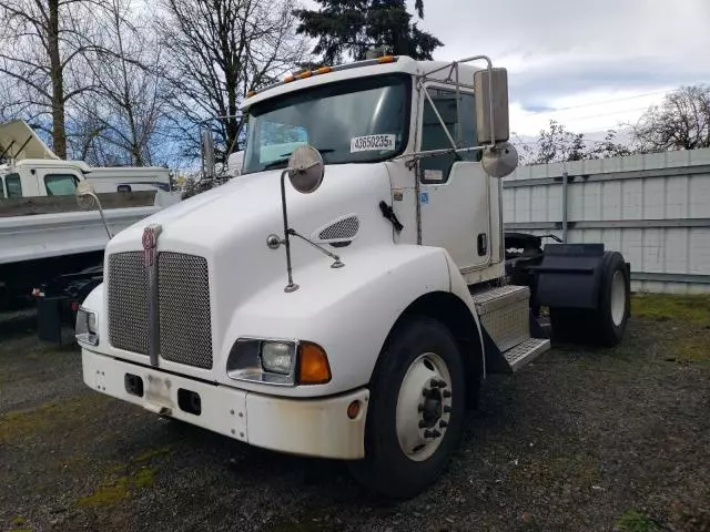 2007 Kenworth Construction T300