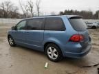 2011 Volkswagen Routan SE