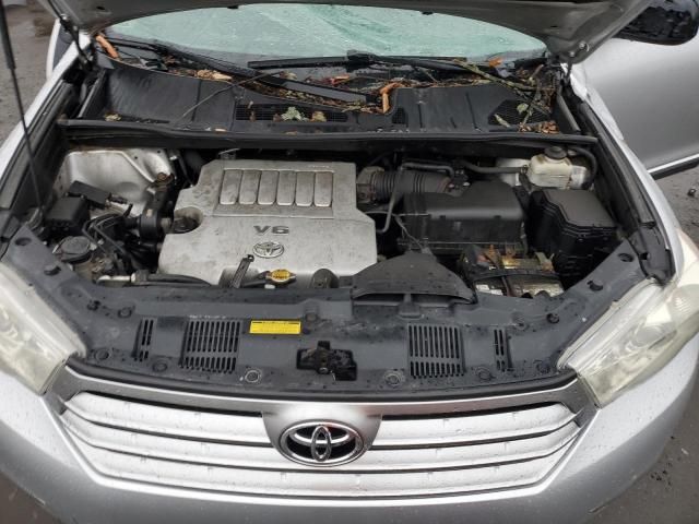 2011 Toyota Highlander Base