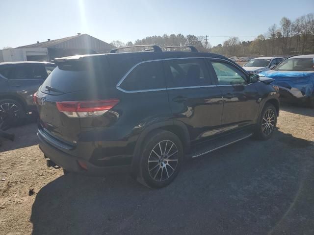 2018 Toyota Highlander SE