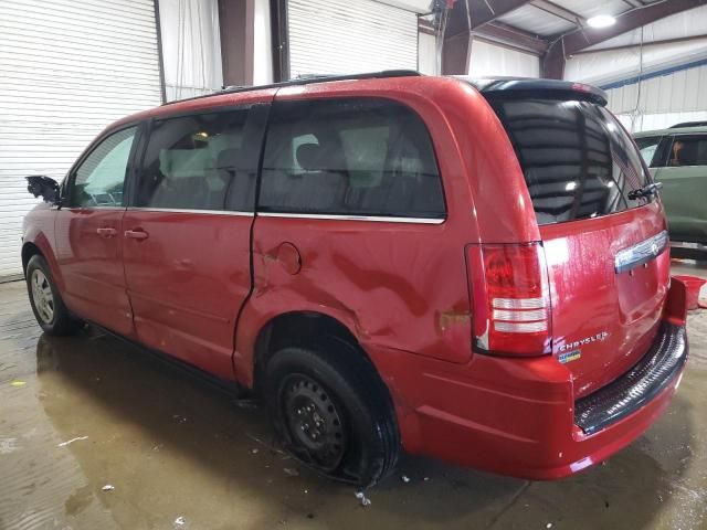 2009 Chrysler Town & Country LX