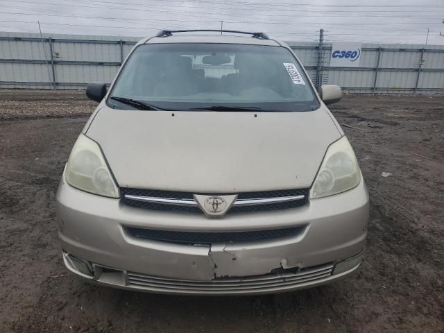 2004 Toyota Sienna XLE