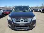 2010 Volkswagen Routan SE