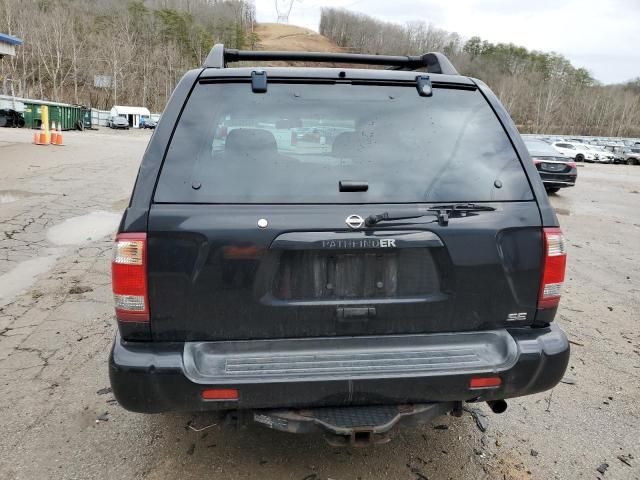 2004 Nissan Pathfinder LE