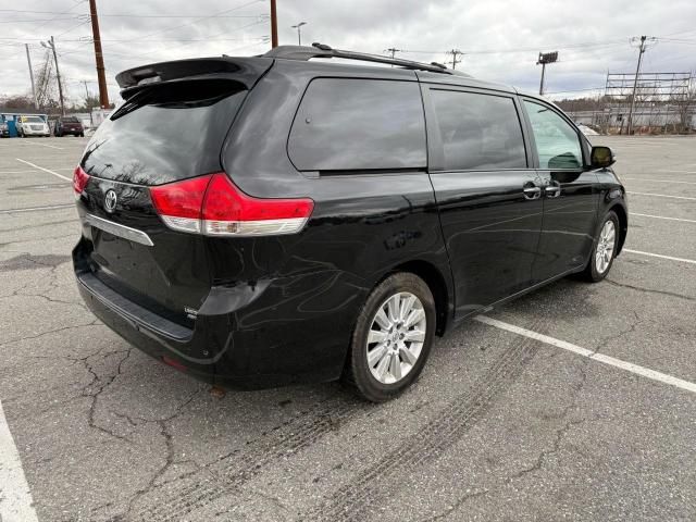 2013 Toyota Sienna XLE