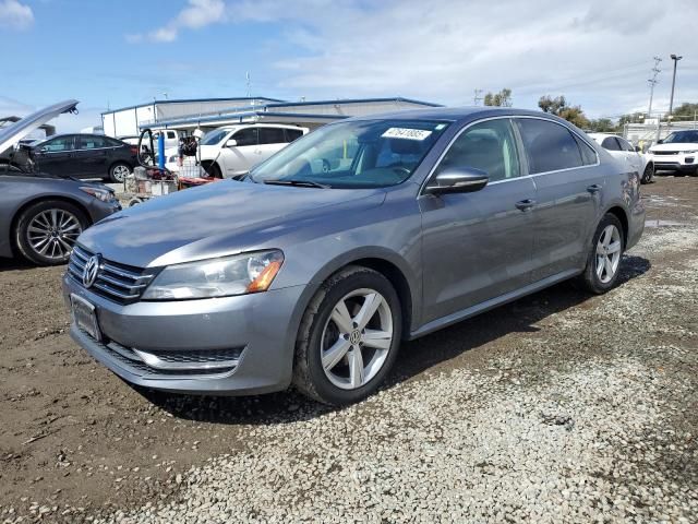 2012 Volkswagen Passat SE