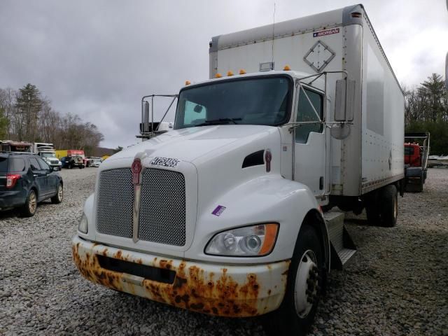 2017 Kenworth Construction T270