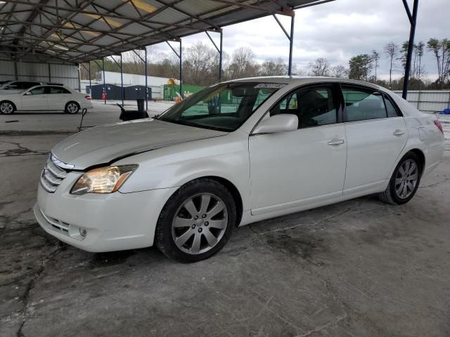 2005 Toyota Avalon XL