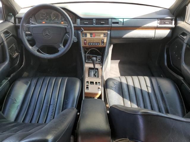 1992 Mercedes-Benz 300 E 2.6