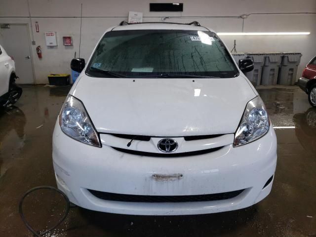 2008 Toyota Sienna CE