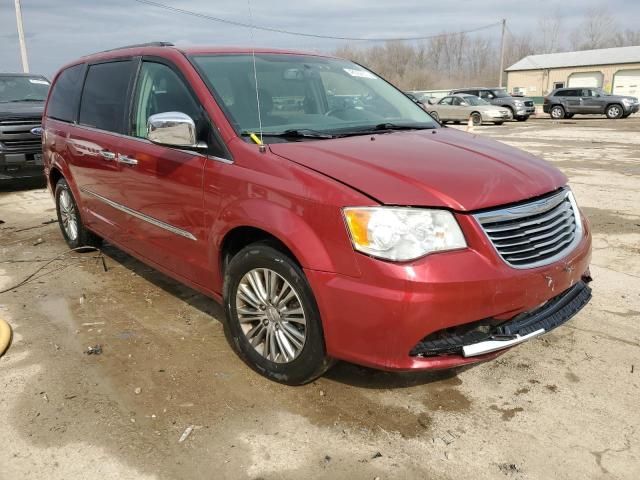 2014 Chrysler Town & Country Touring L