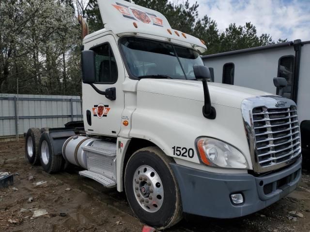 2012 Freightliner Cascadia 125