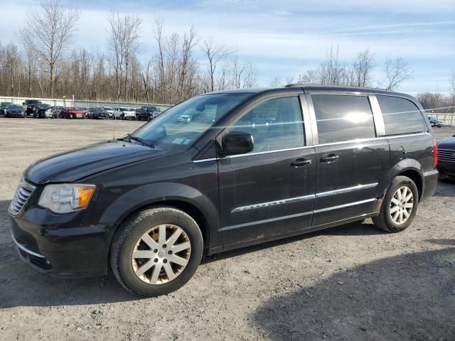 2014 Chrysler Town & Country Touring