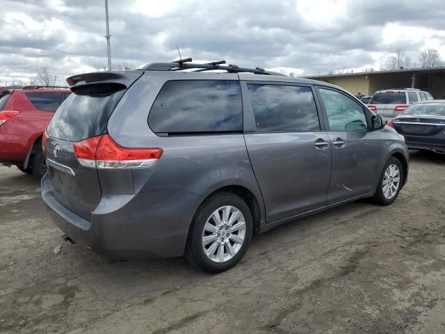 2011 Toyota Sienna XLE