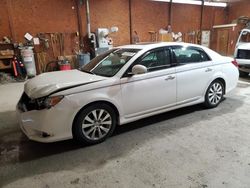 Carros salvage sin ofertas aún a la venta en subasta: 2011 Toyota Avalon Base