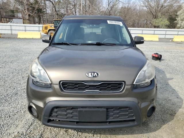 2013 KIA Soul +