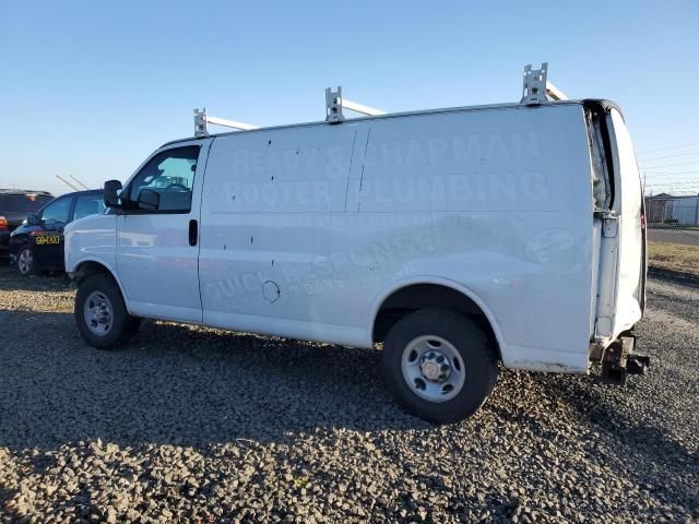 2017 Chevrolet Express G2500