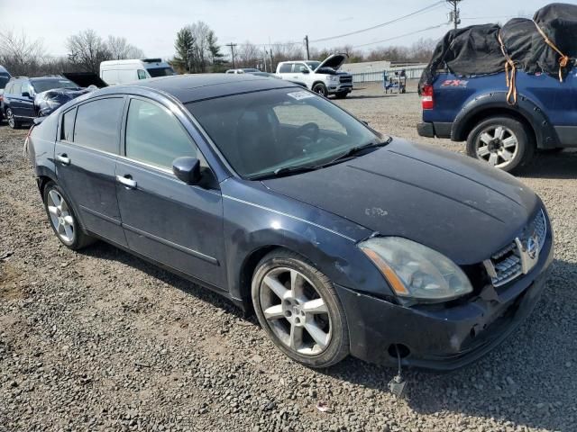 2004 Nissan Maxima SE