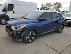 Carros salvage a la venta en subasta: 2018 Nissan Kicks S